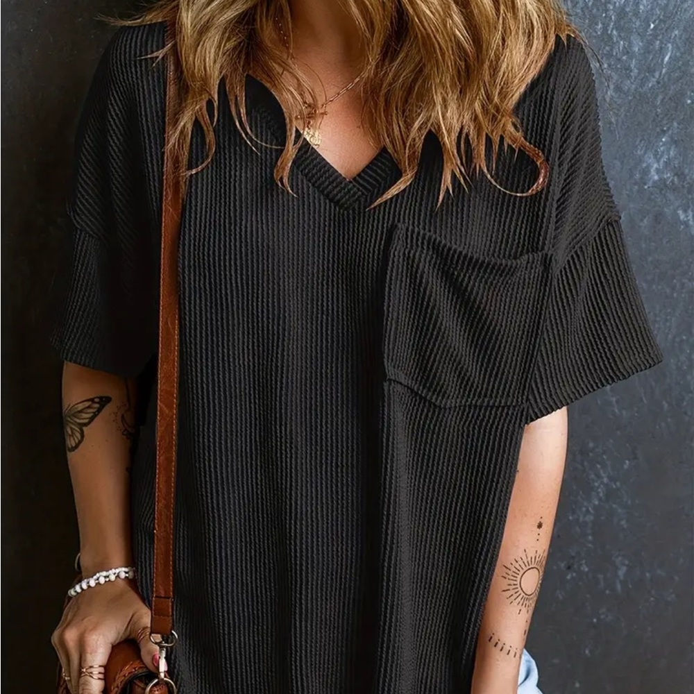 Black oversized V-Neck Women's Top with pocket size XL - Picture 3 of 5